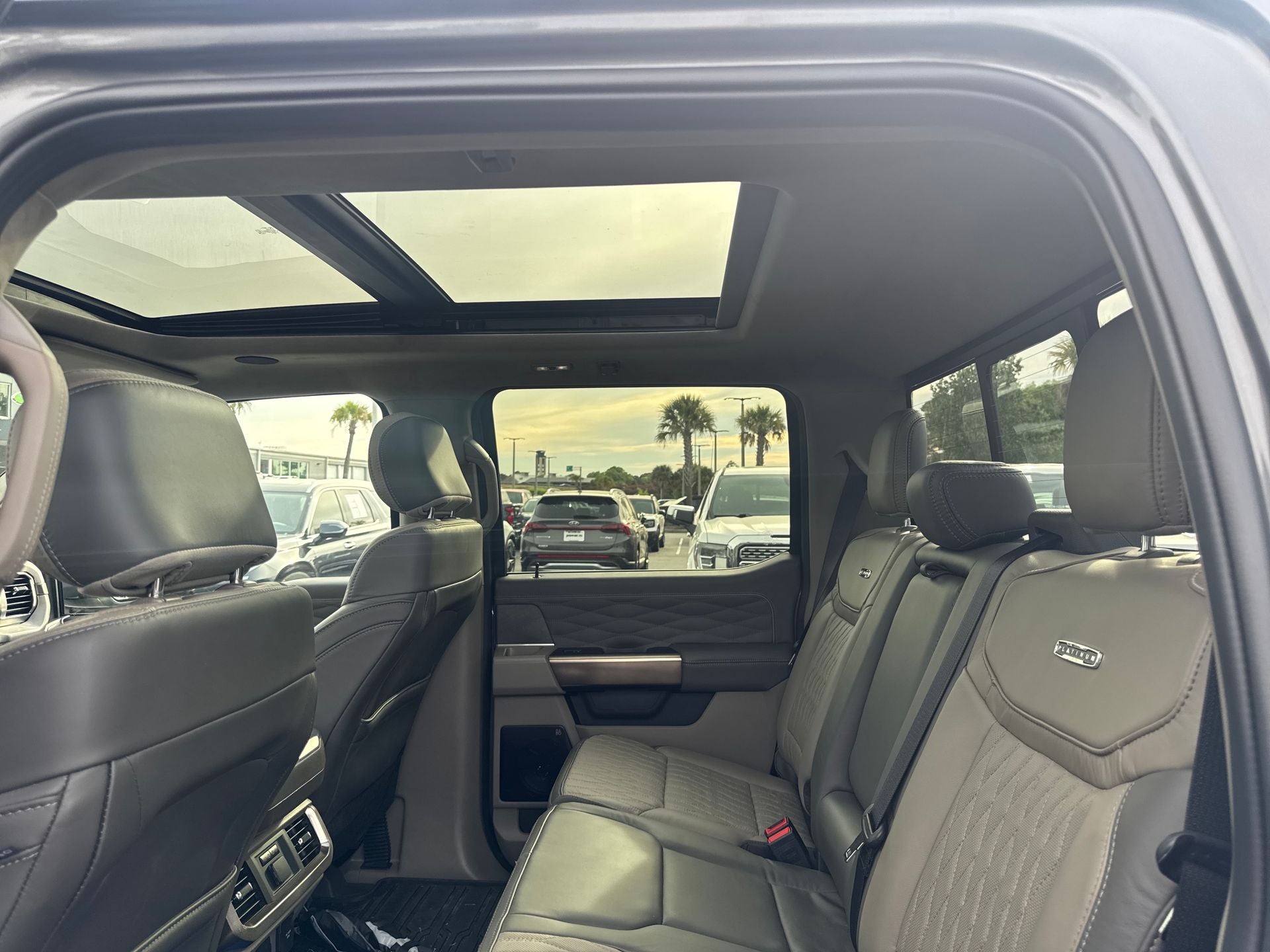 2025 Ford F-150 Platinum®