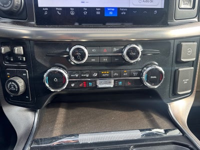 2025 Ford F-150 Platinum®