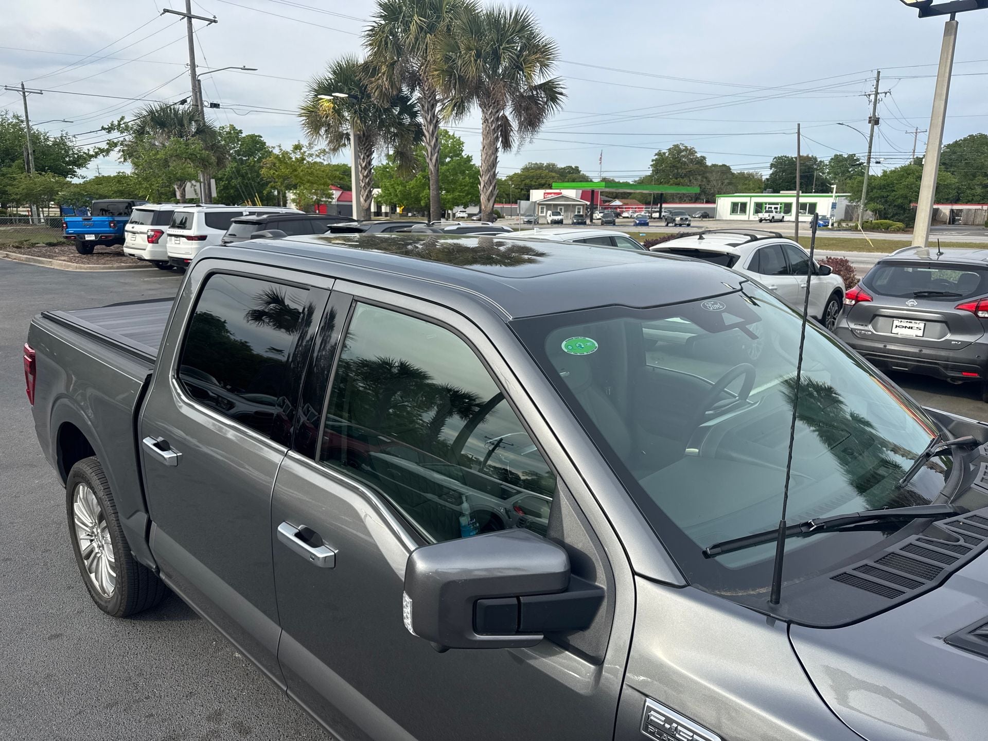 2025 Ford F-150 Platinum®