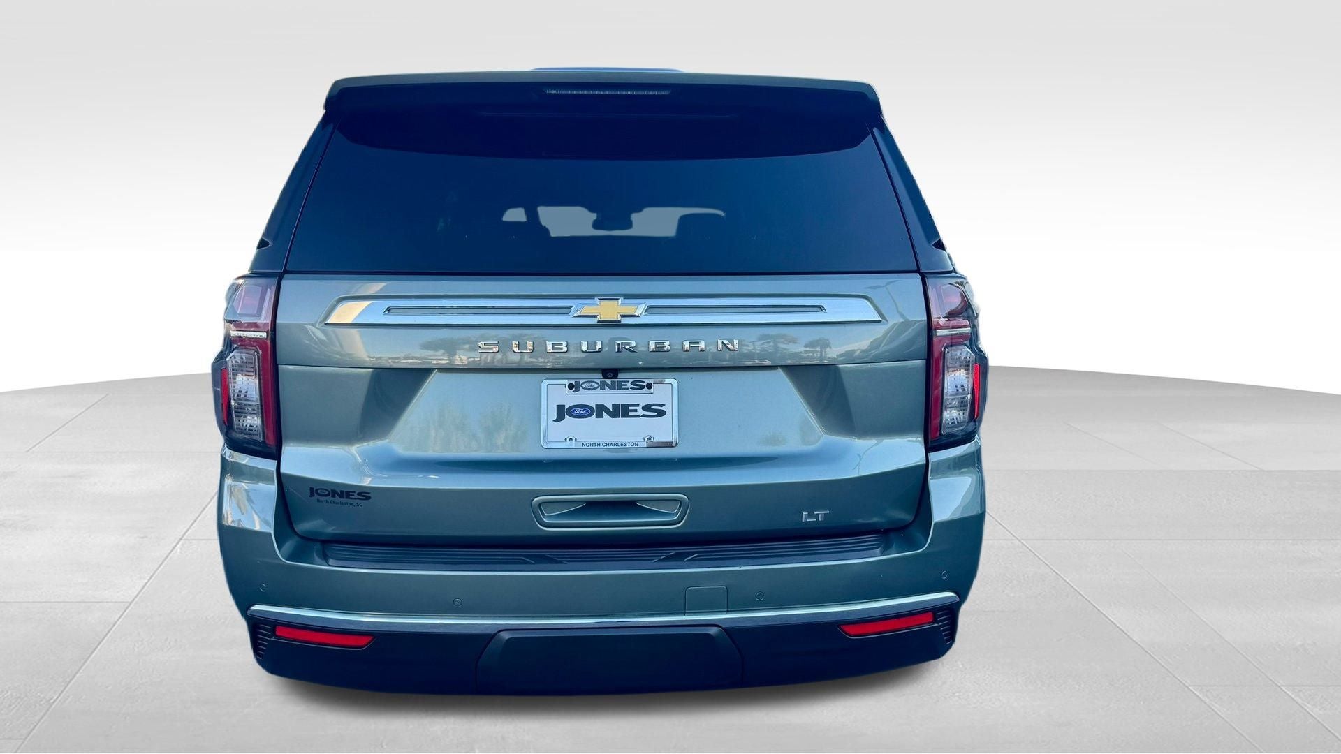 2024 Chevrolet Suburban LT