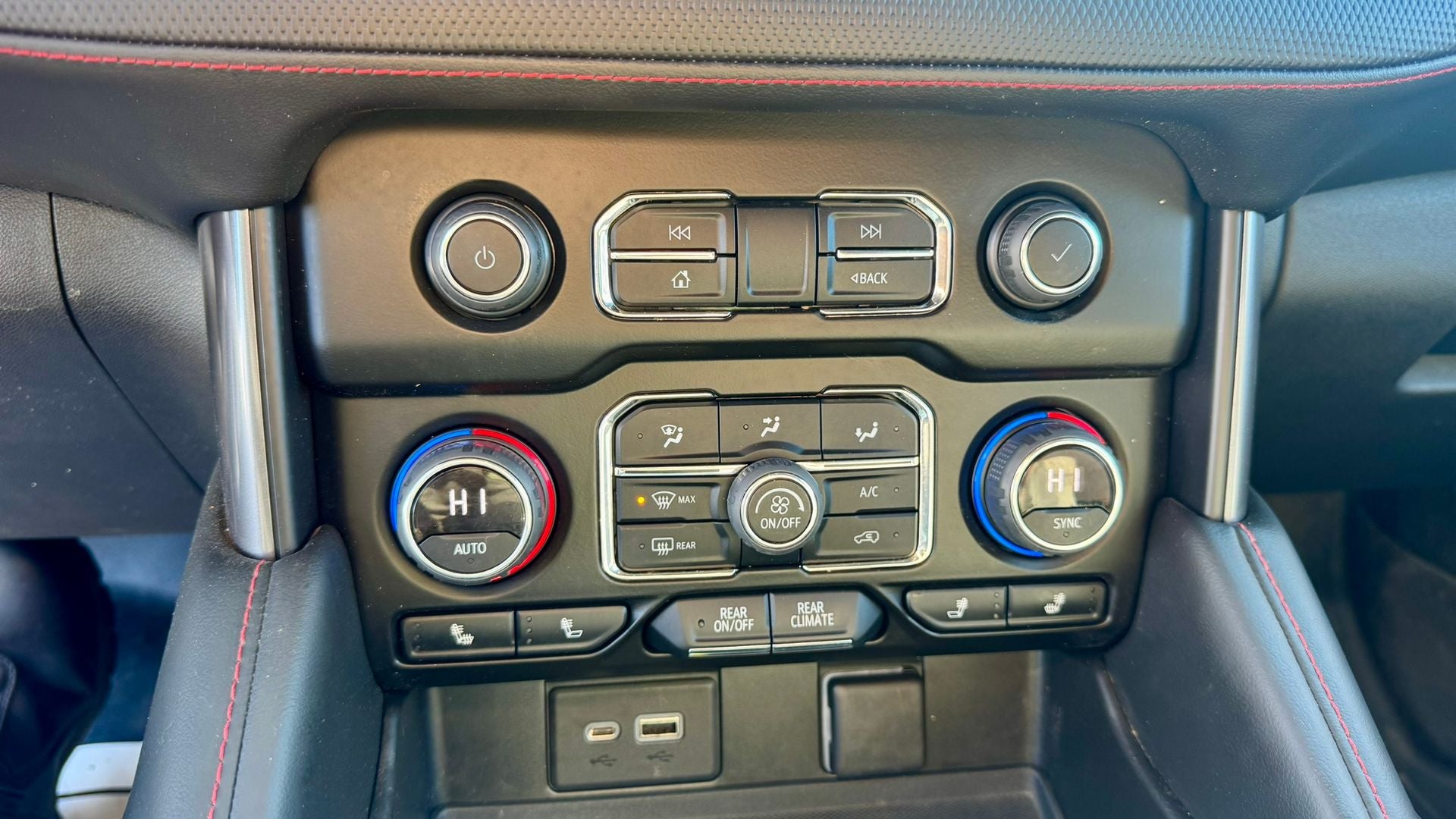 2022 Chevrolet Tahoe RST