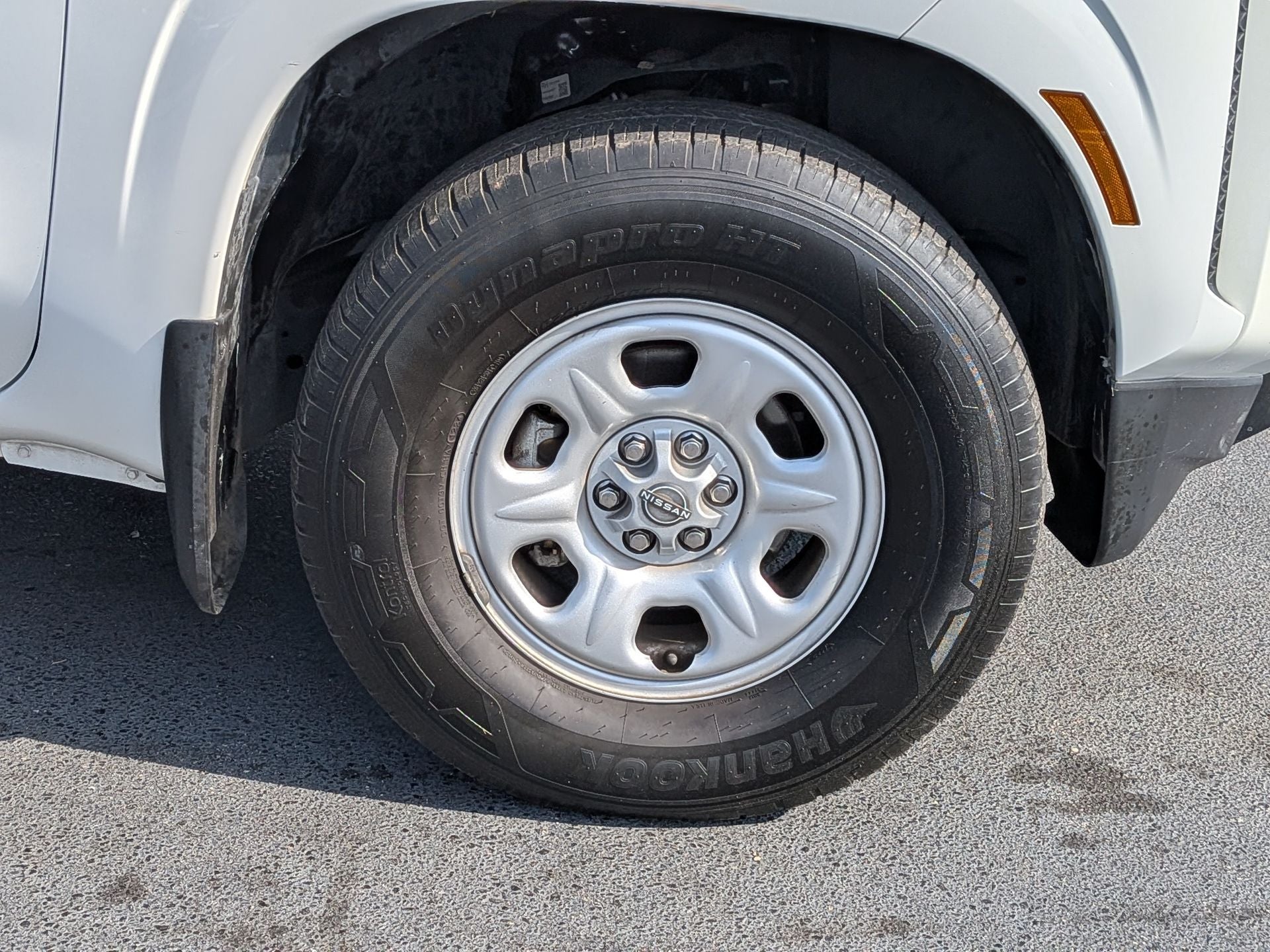 2024 Nissan Frontier S