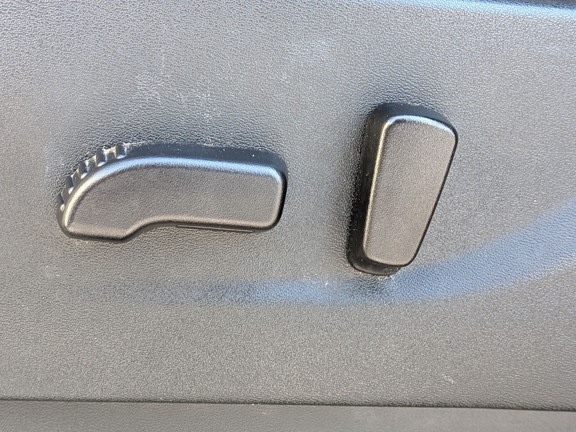 2024 Nissan Frontier SV RWD