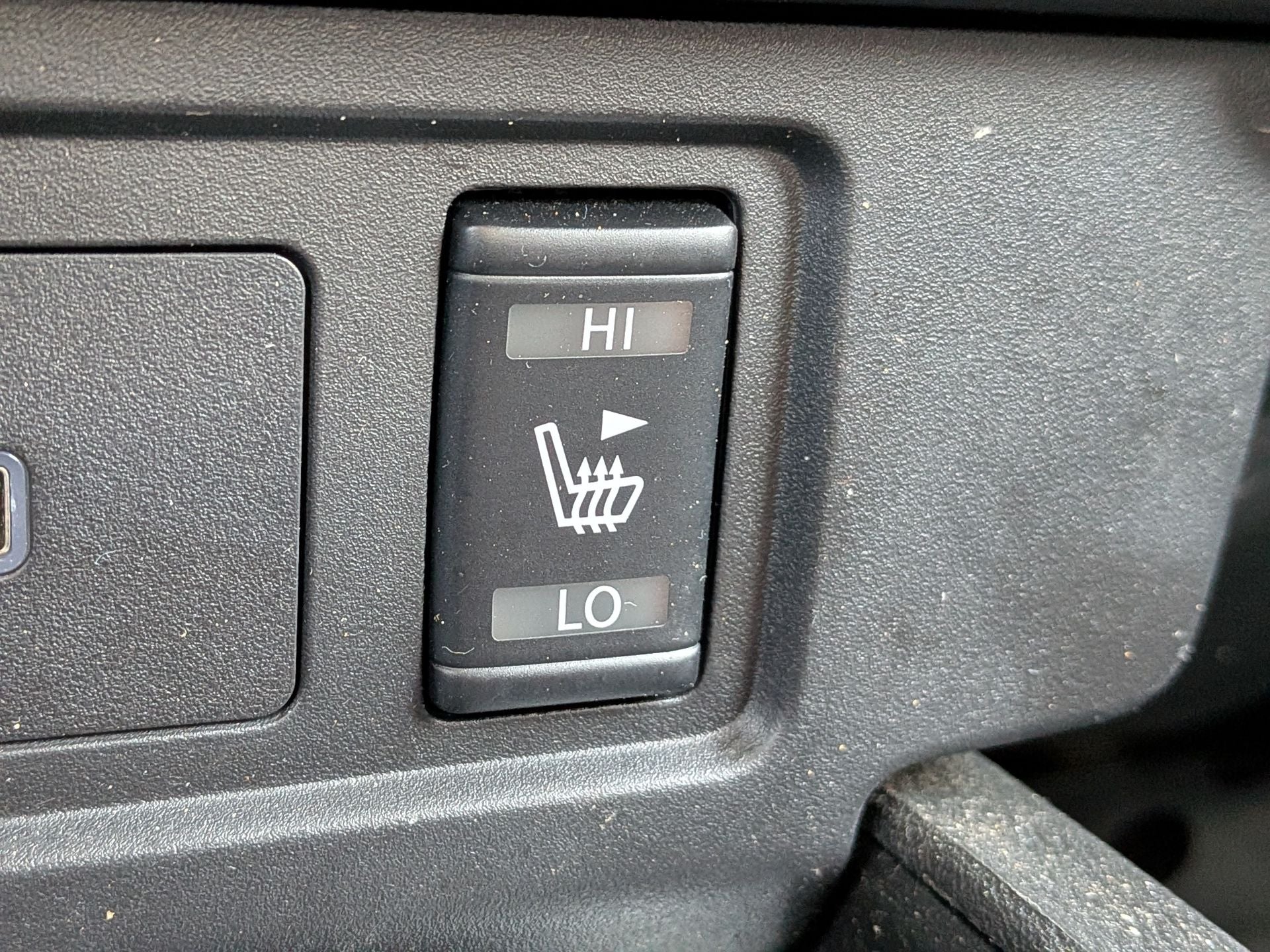 2024 Nissan Frontier SV RWD