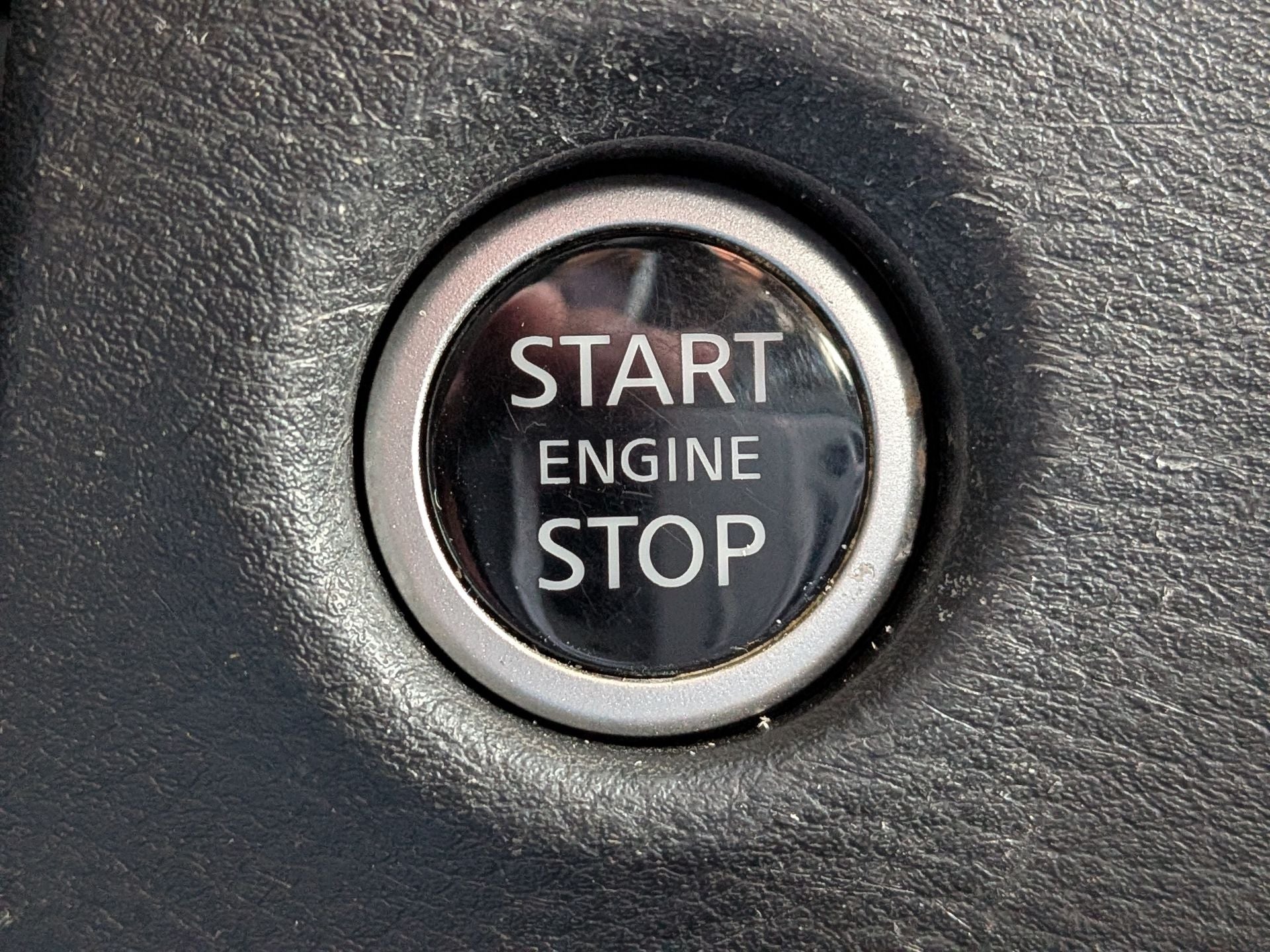 2024 Nissan Frontier SV RWD