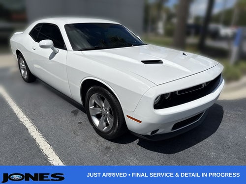 2022 Dodge Challenger SXT