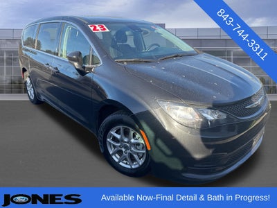 2023 Chrysler Voyager LX FWD