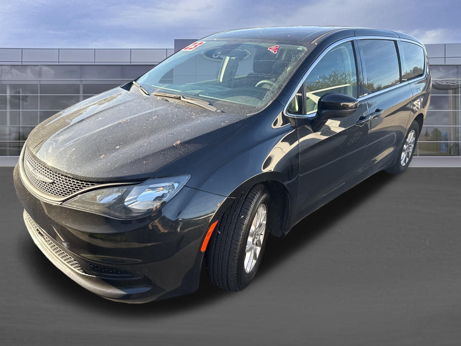 2023 Chrysler Voyager LX FWD