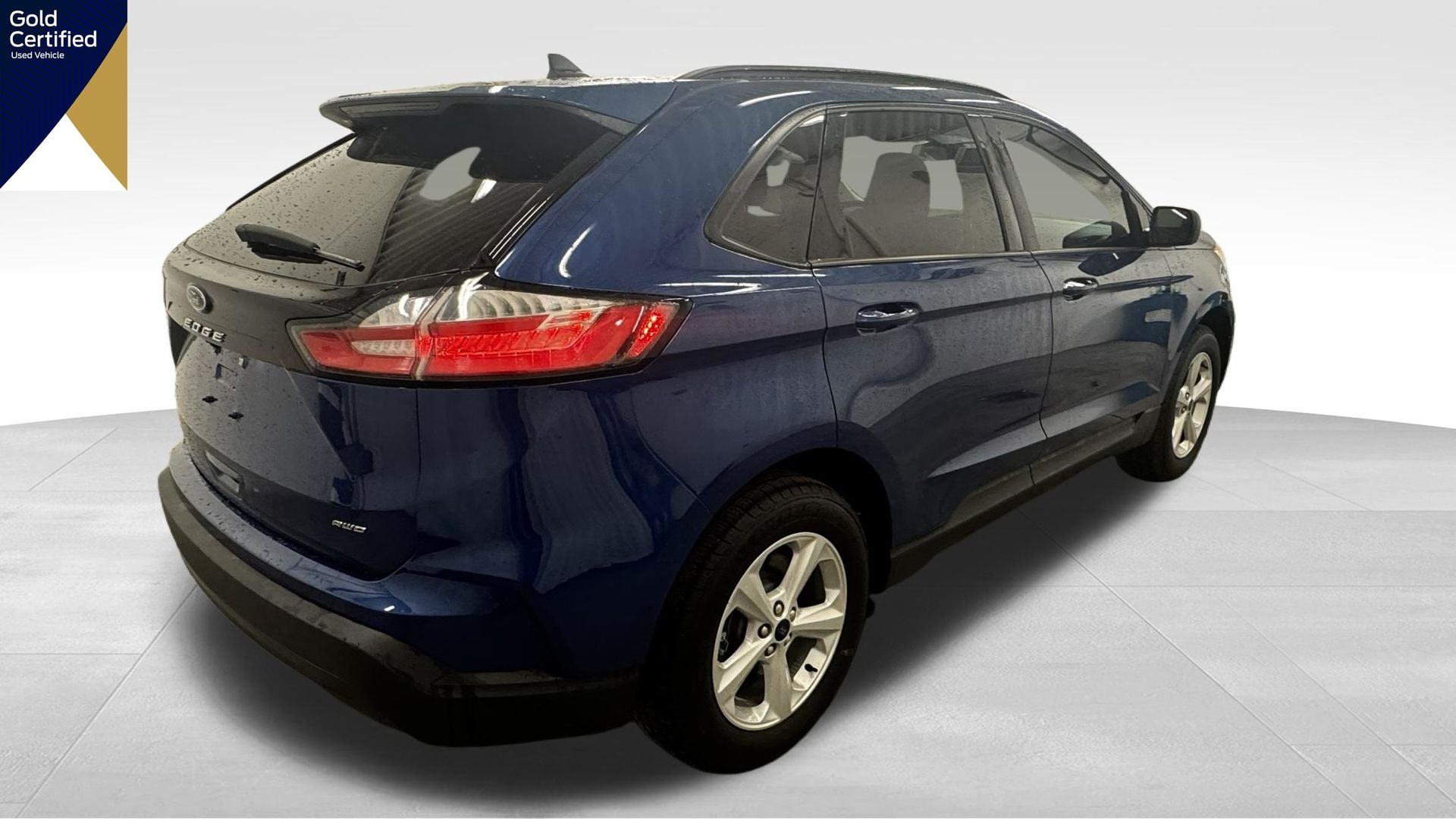 2022 Ford Edge SE