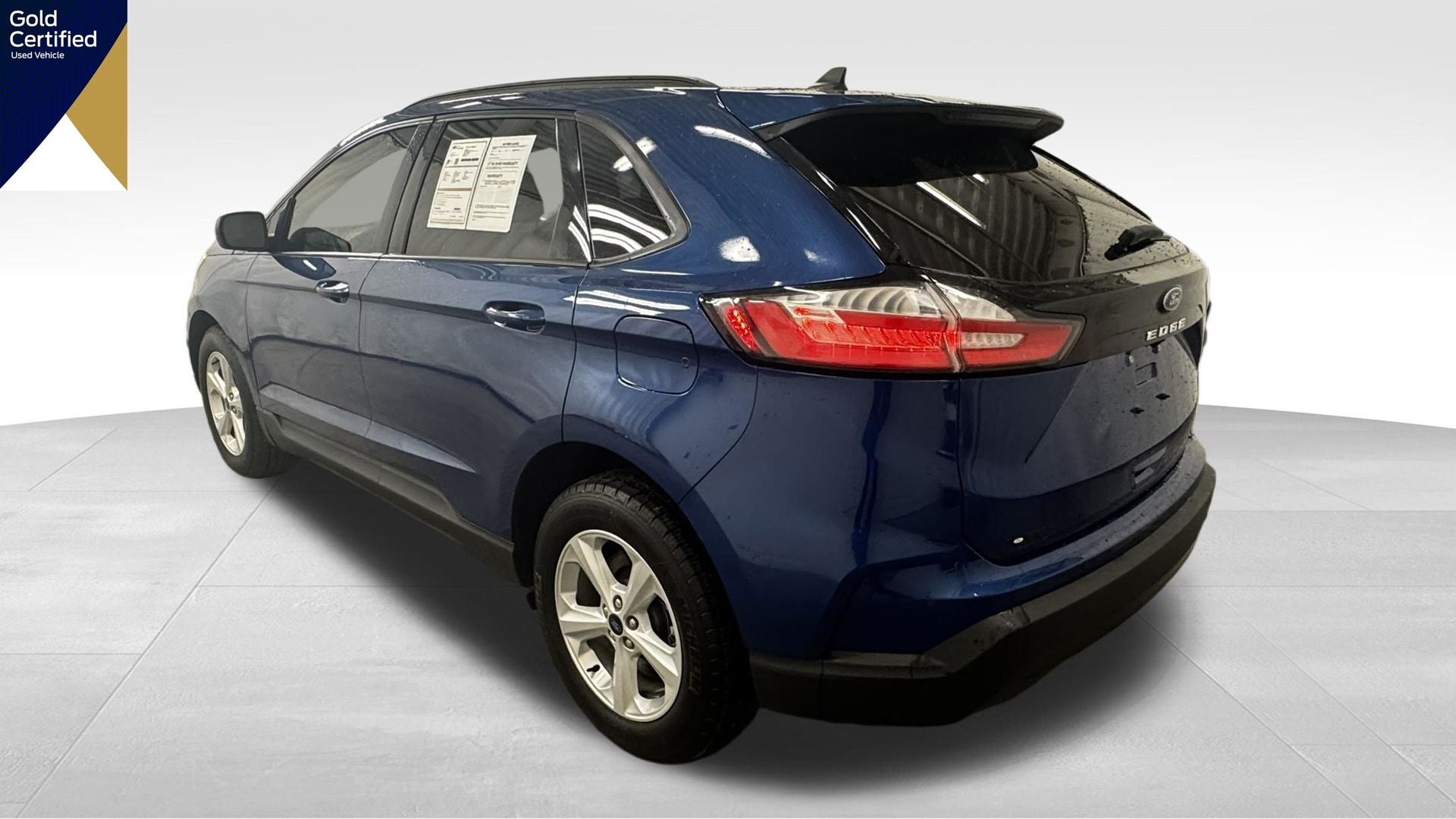 2022 Ford Edge SE