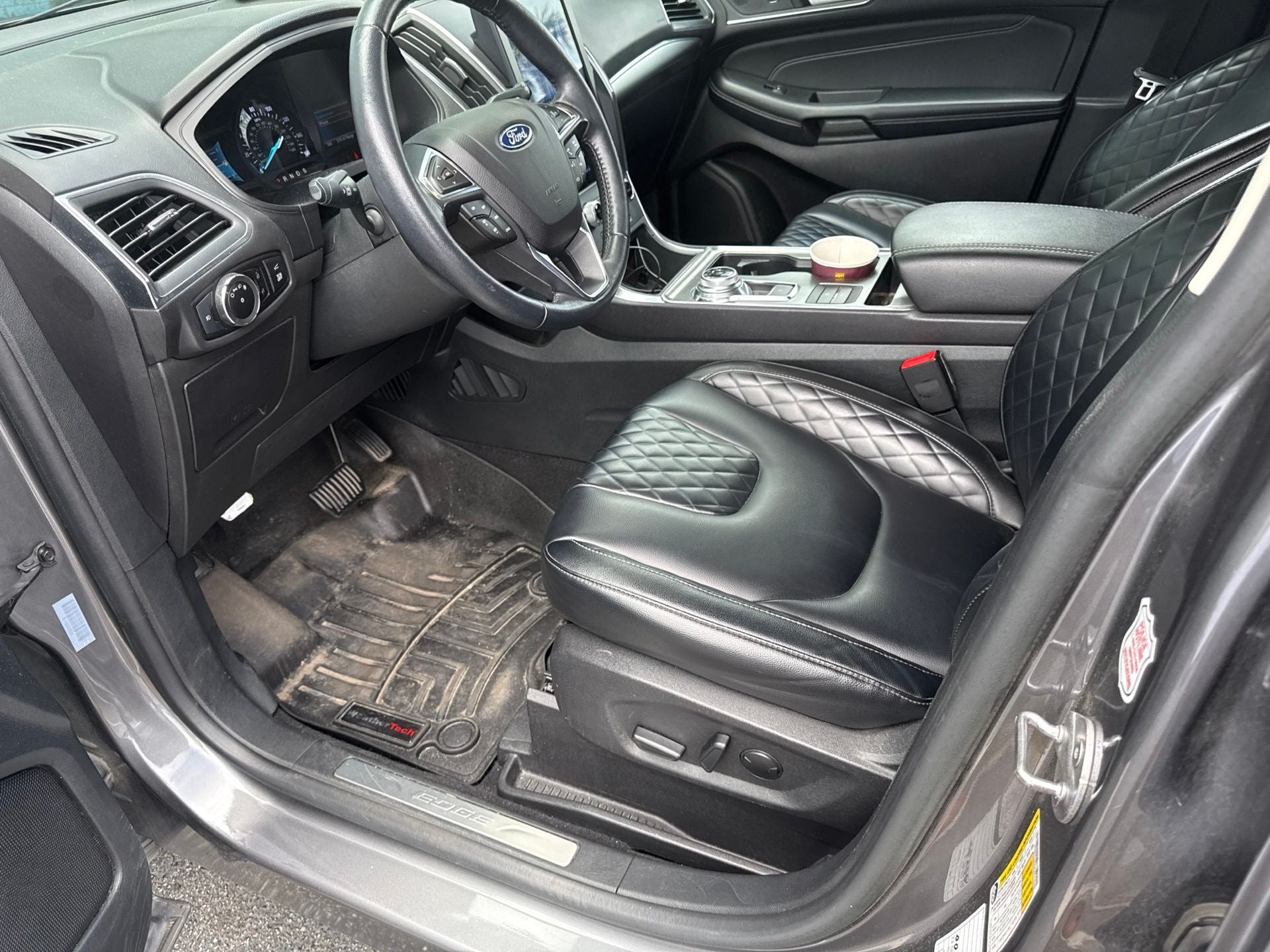2023 Ford Edge Titanium