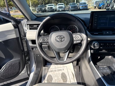 2021 Toyota RAV4 XLE Premium FWD