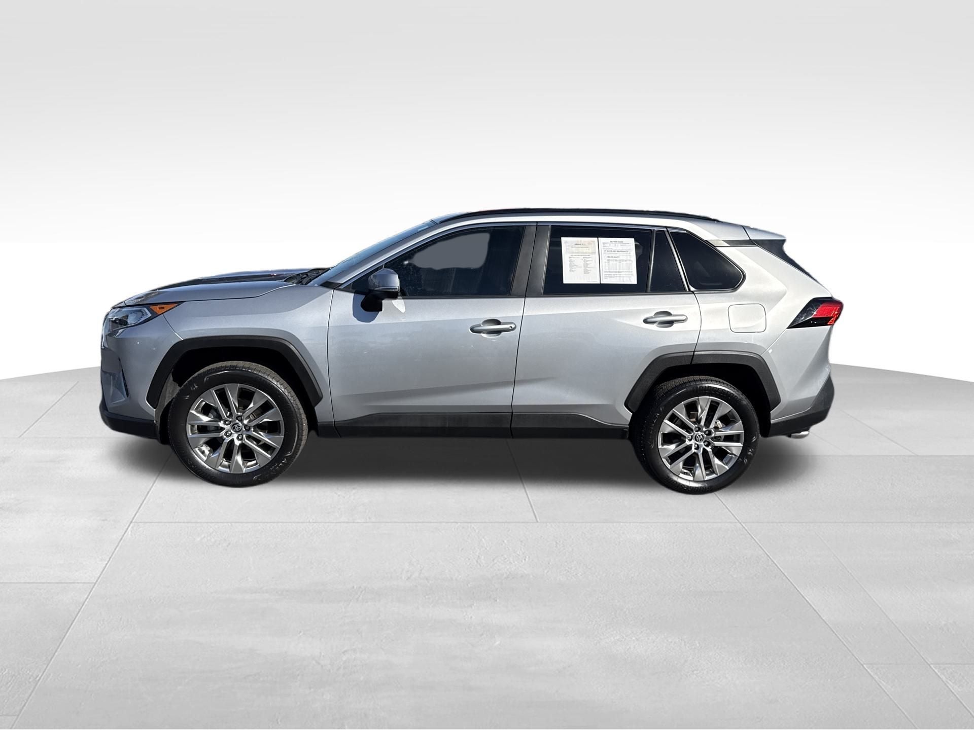 2021 Toyota RAV4 XLE Premium FWD