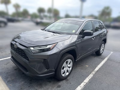 2025 Toyota RAV4 LE
