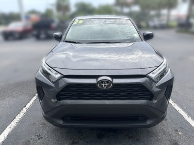 2025 Toyota RAV4 LE