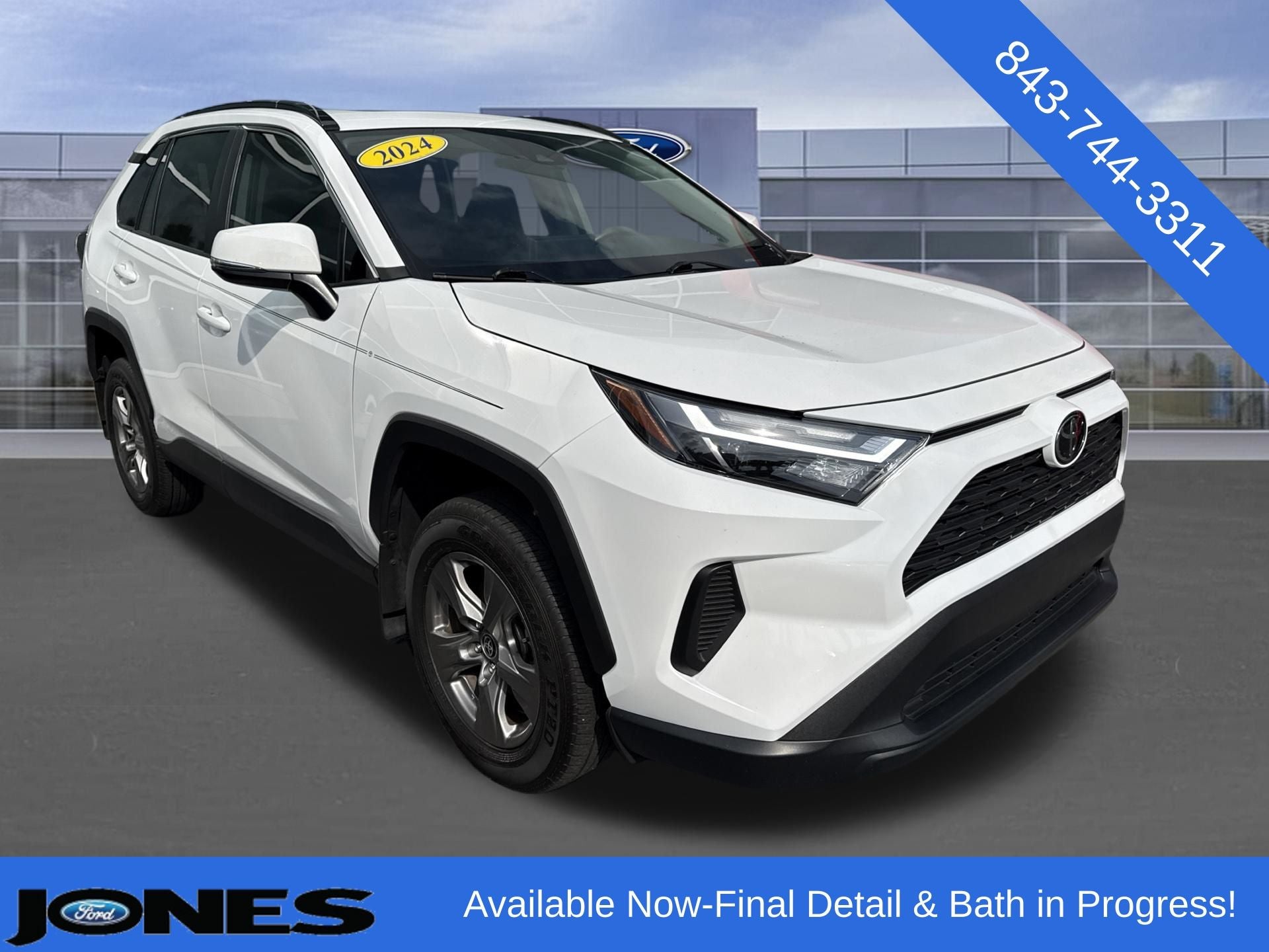 2024 Toyota RAV4 XLE