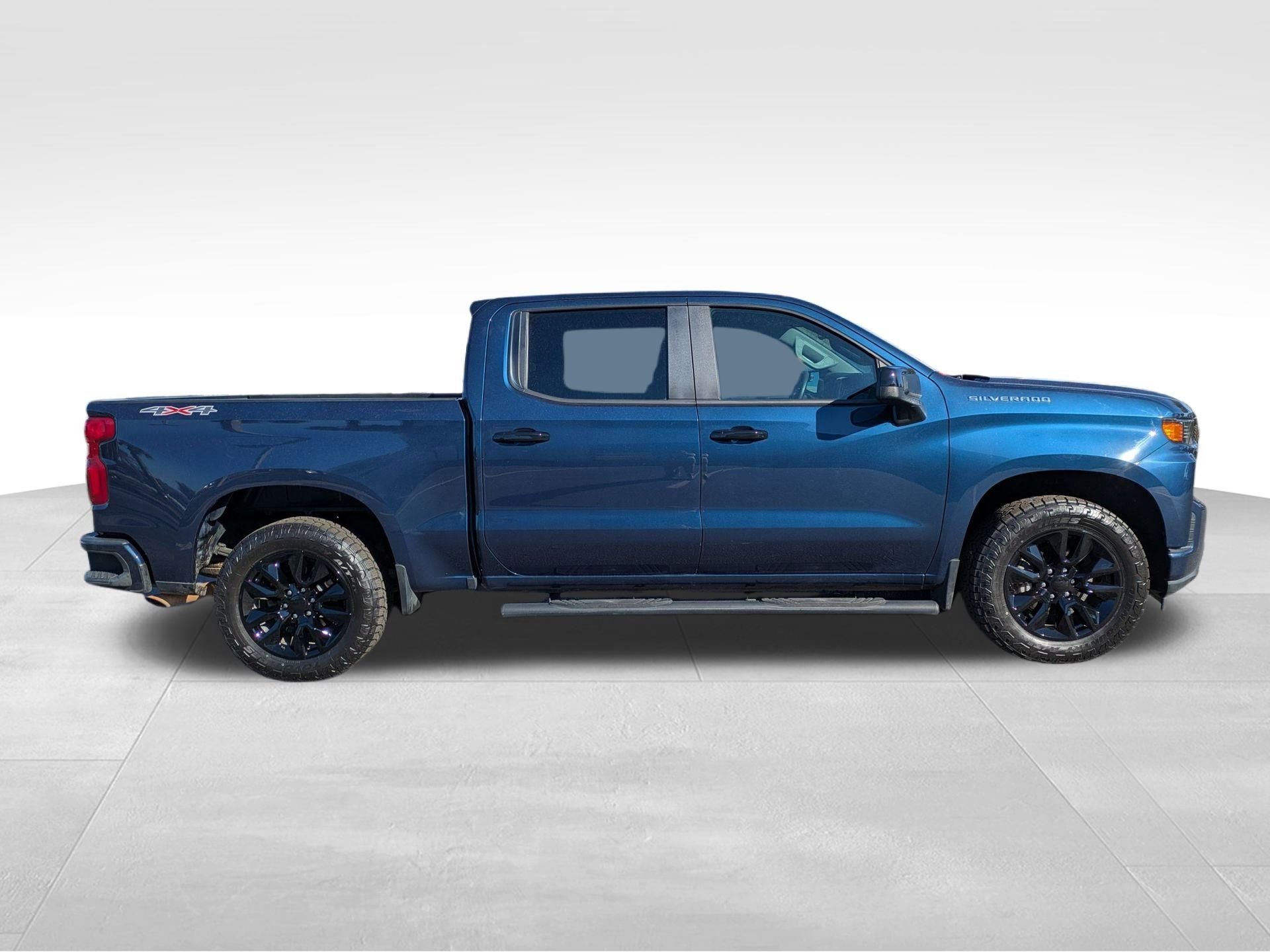 2022 Chevrolet Silverado 1500 LTD Custom 4WD