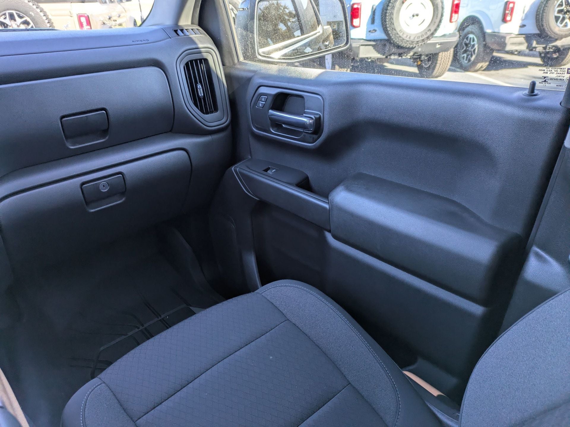 2022 Chevrolet Silverado 1500 LTD Custom 4WD