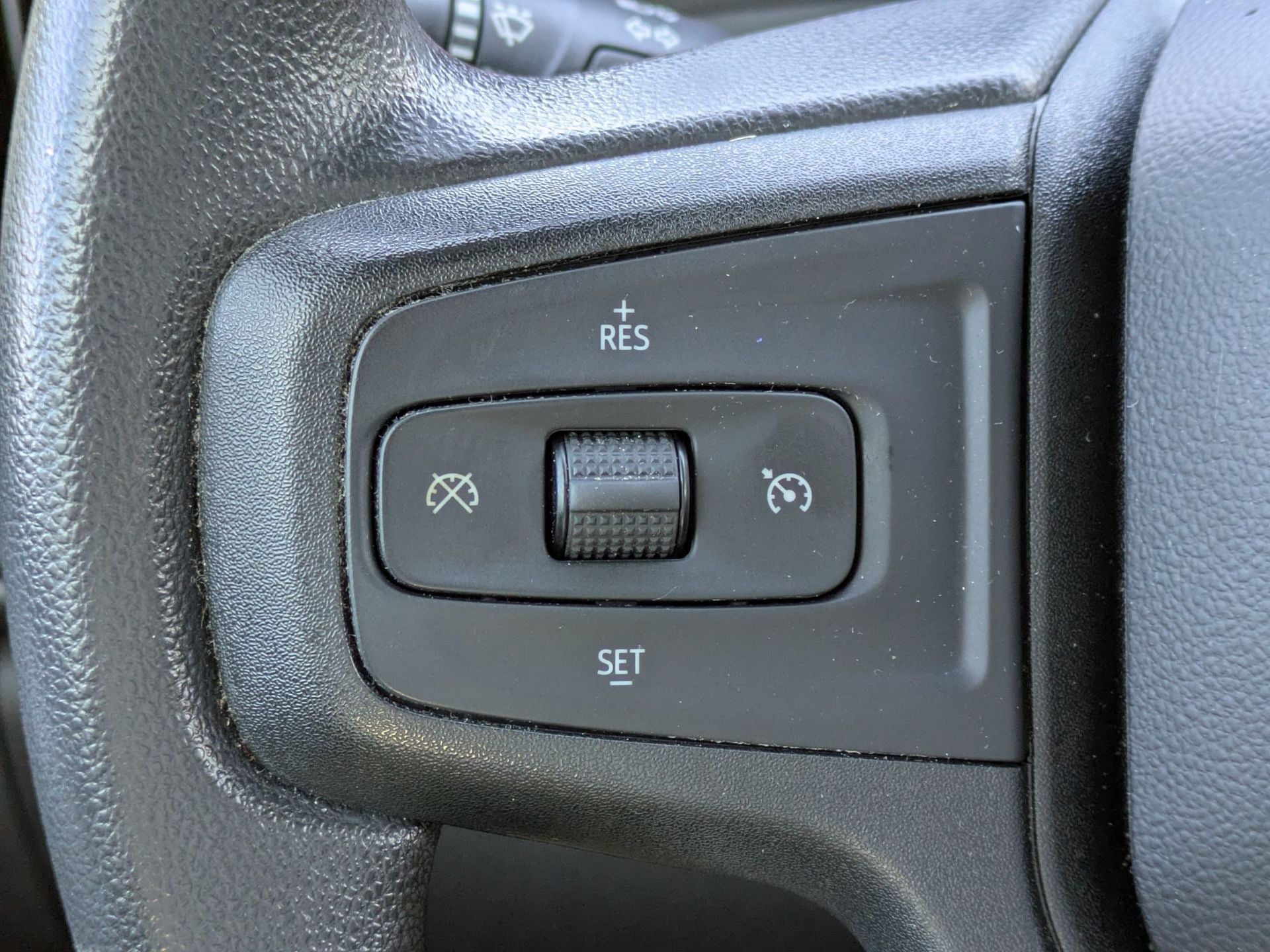 2022 Chevrolet Silverado 1500 LTD Custom 4WD