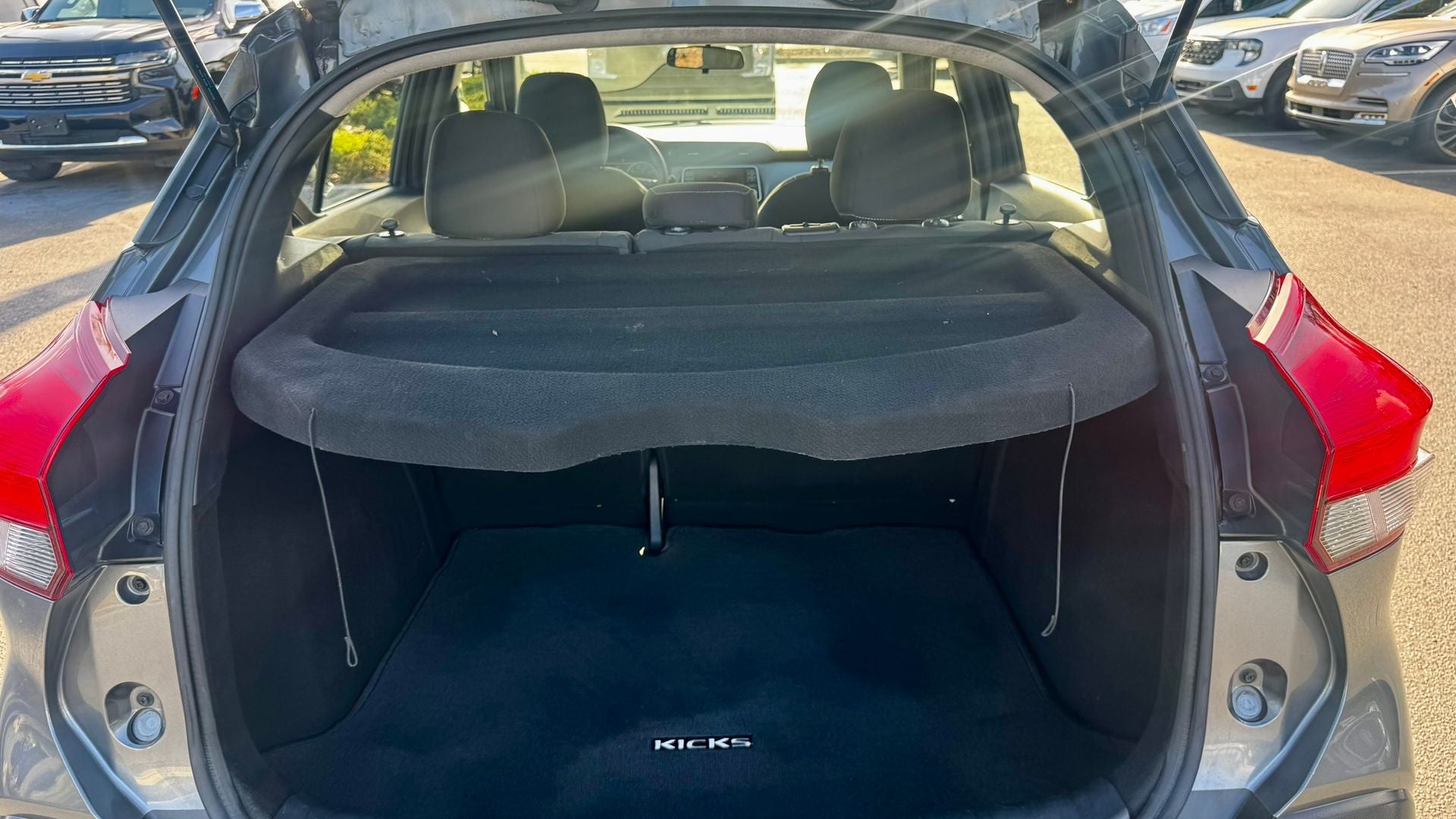 2020 Nissan Kicks SV