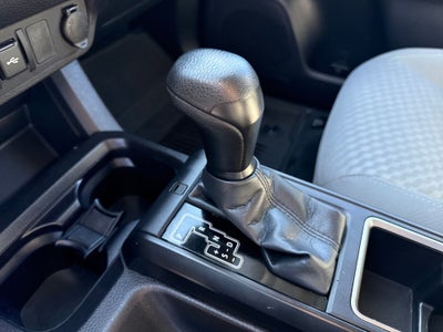 2022 Toyota Tacoma SR V6