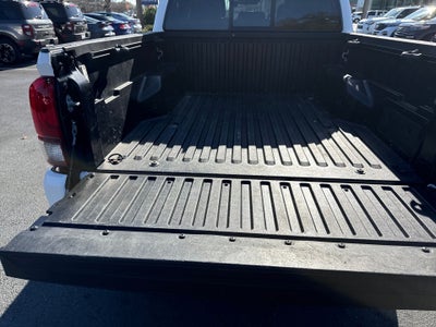 2022 Toyota Tacoma SR V6