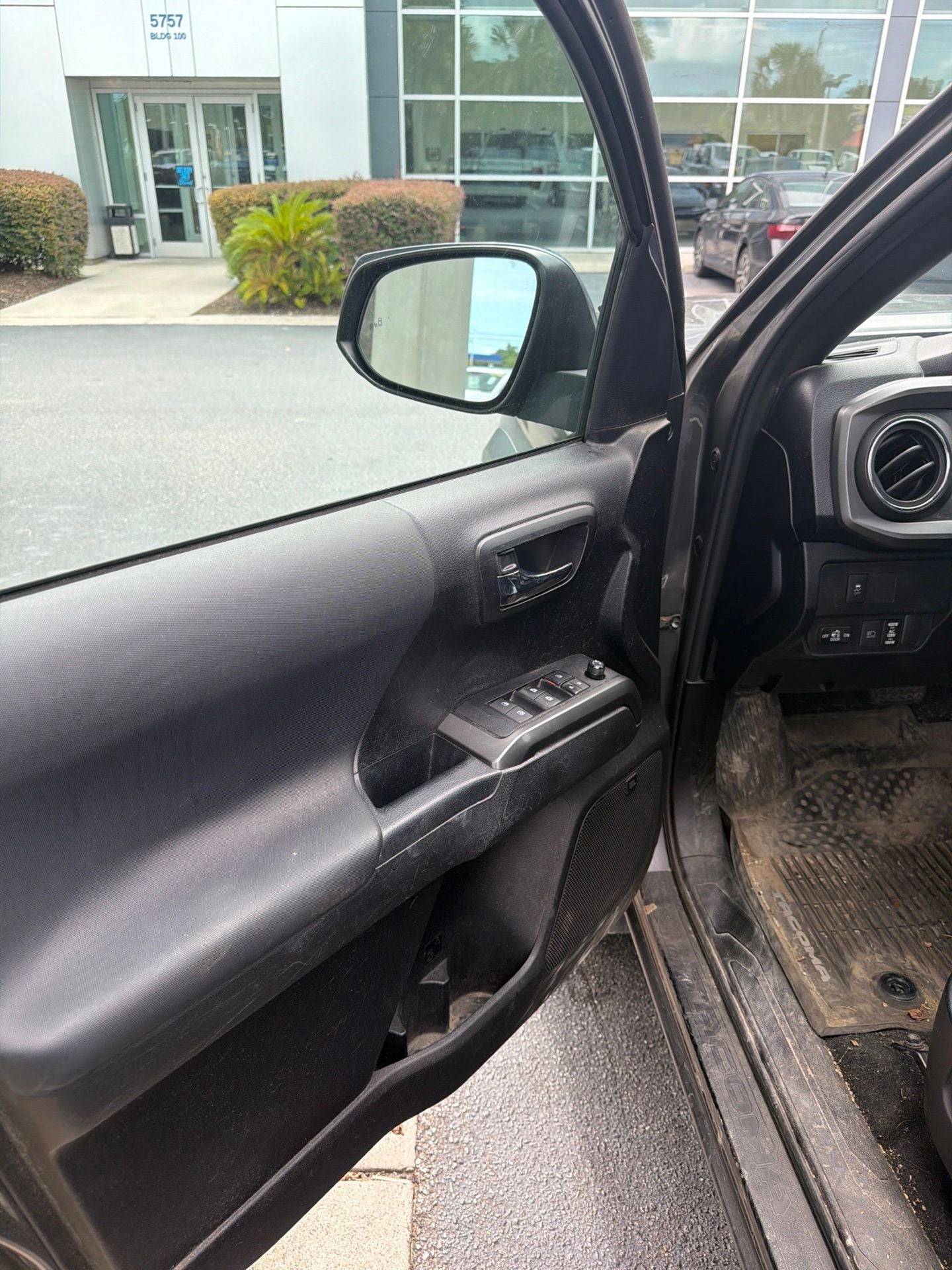 2021 Toyota Tacoma TRD Off-Road V6