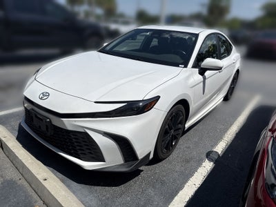 2025 Toyota Camry SE