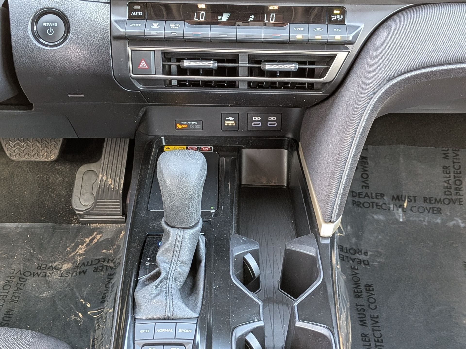 2025 Toyota Camry LE FWD