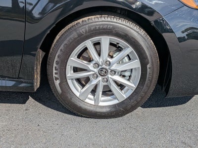 2025 Toyota Camry LE FWD