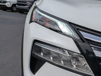 2025 Nissan Rogue SV FWD