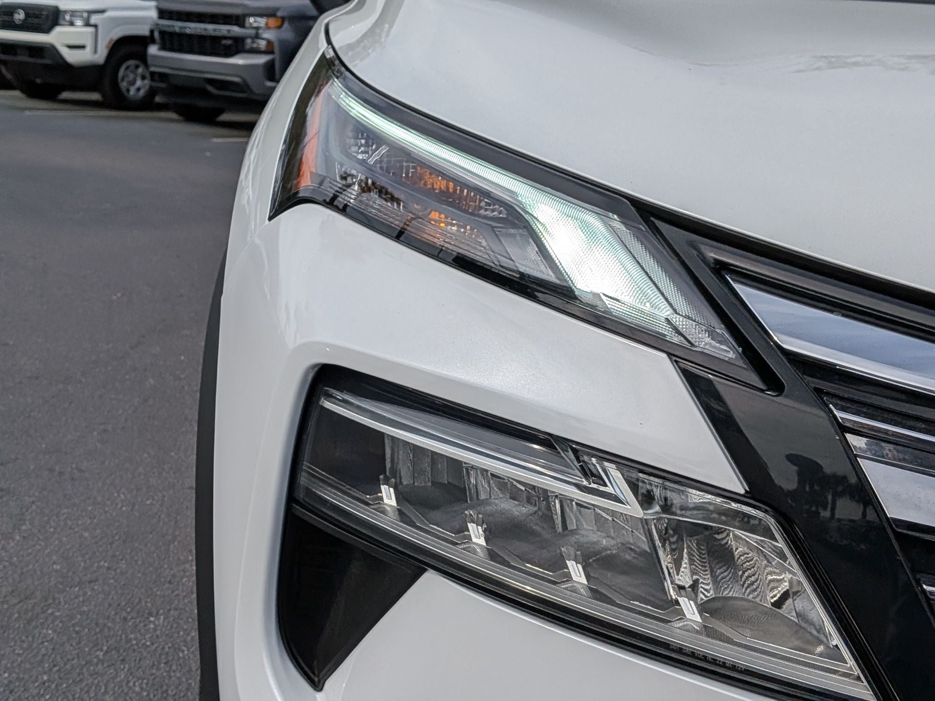 2025 Nissan Rogue SV FWD