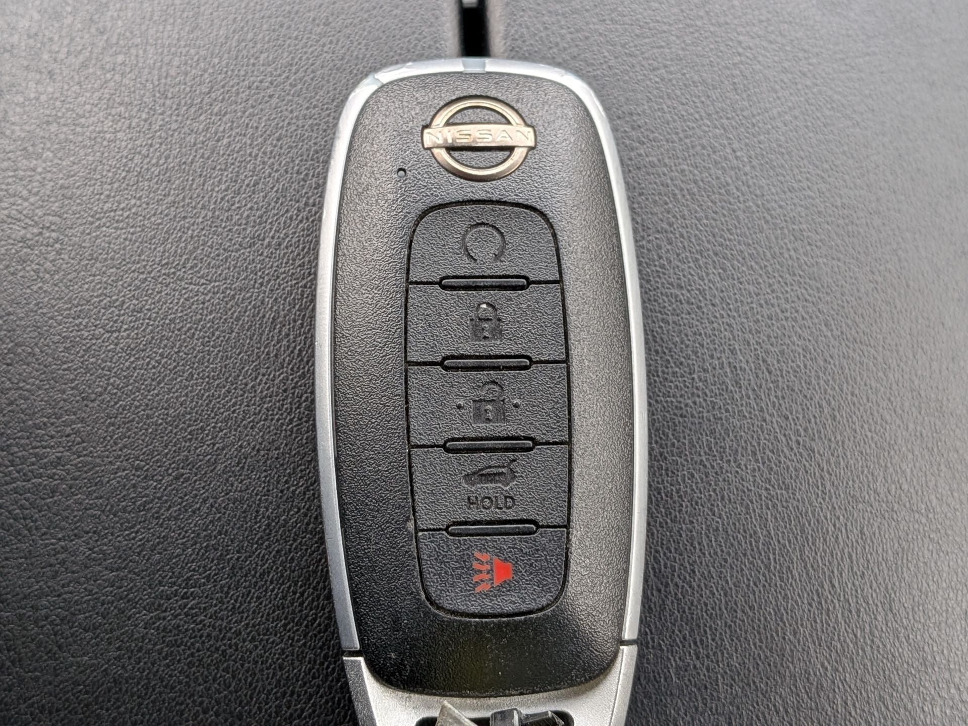 2025 Nissan Rogue SV FWD