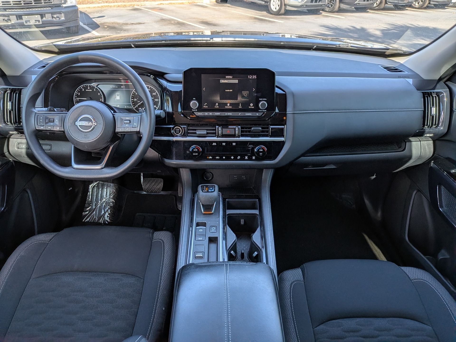 2022 Nissan Pathfinder S