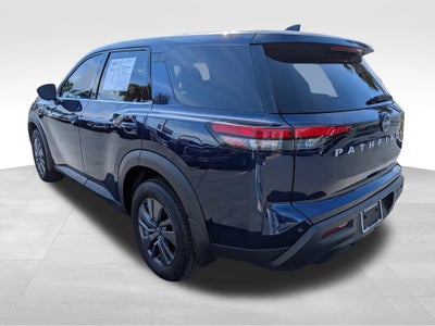 2022 Nissan Pathfinder S