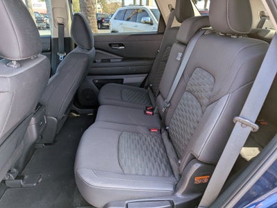 2022 Nissan Pathfinder S