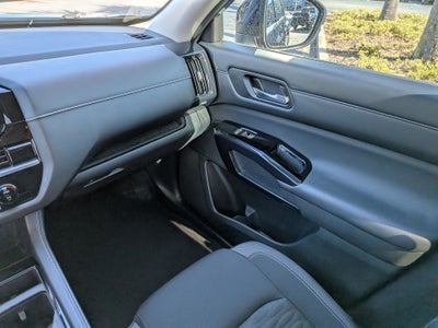 2022 Nissan Pathfinder S