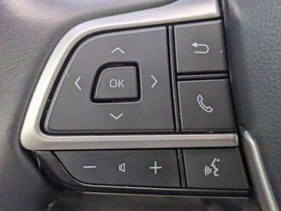 2022 Toyota Highlander XLE FWD