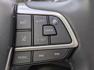 2022 Toyota Highlander XLE FWD