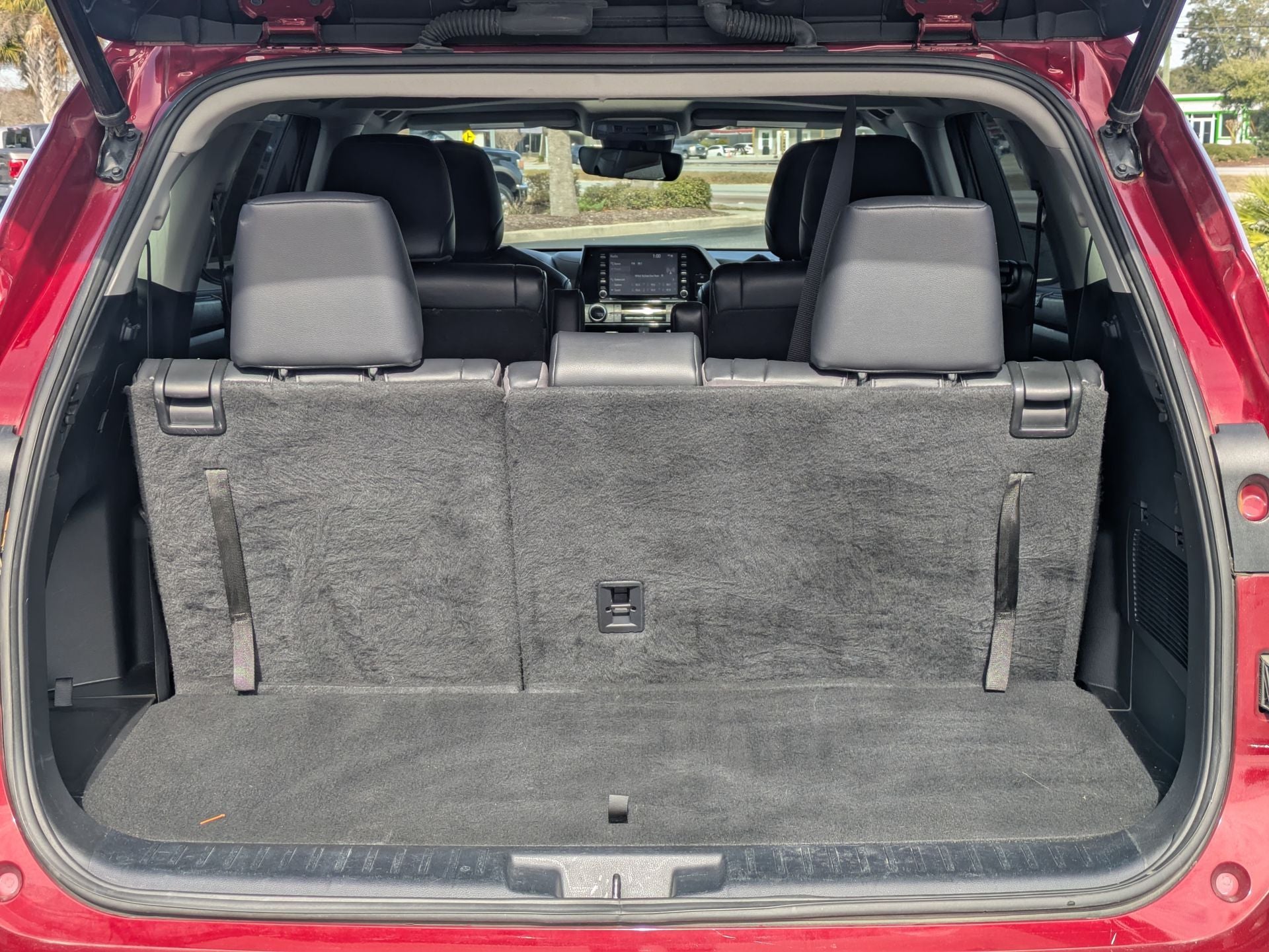 2022 Toyota Highlander XLE FWD