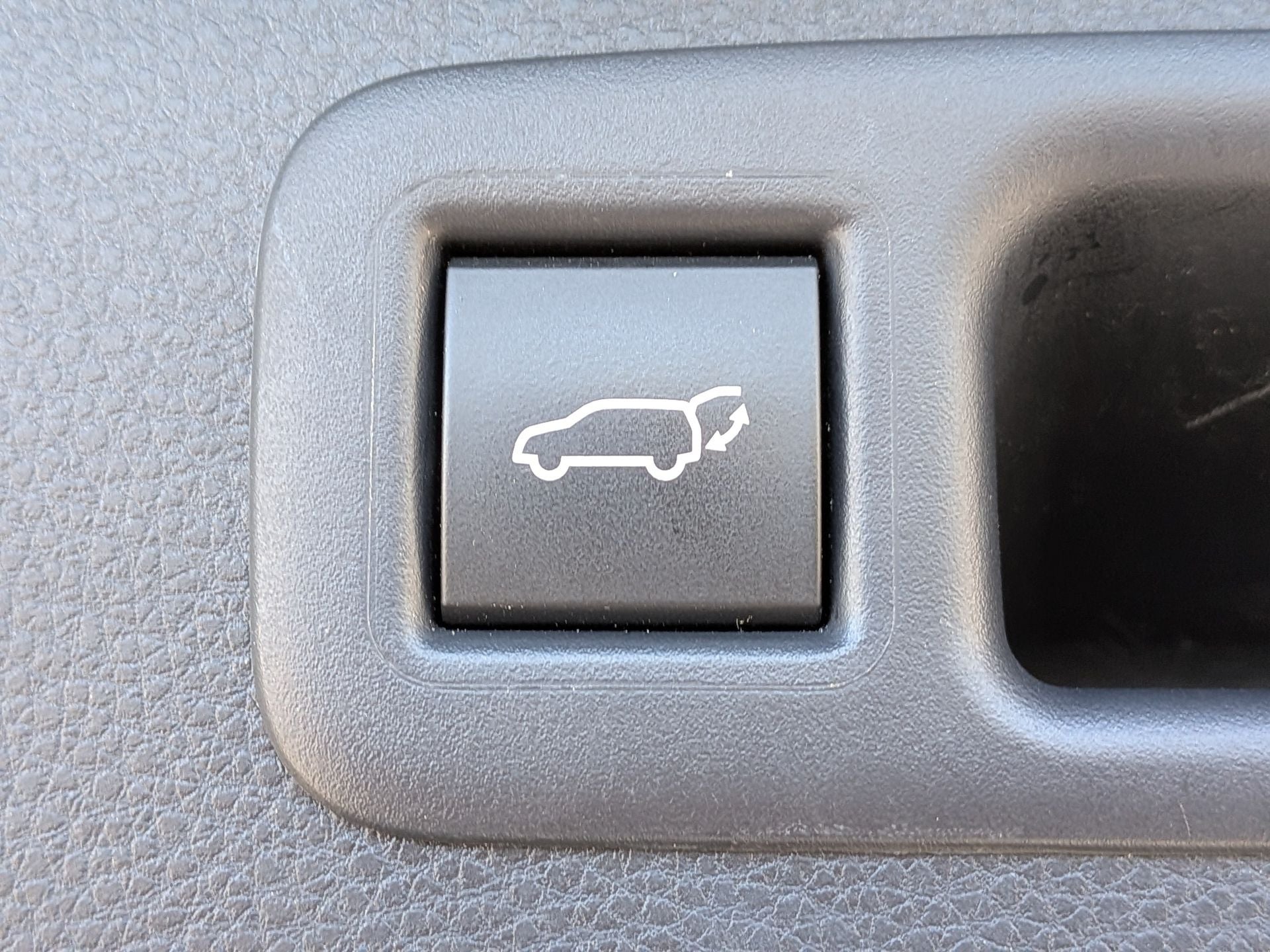 2024 Toyota Highlander LE AWD