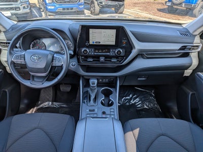 2024 Toyota Highlander LE AWD