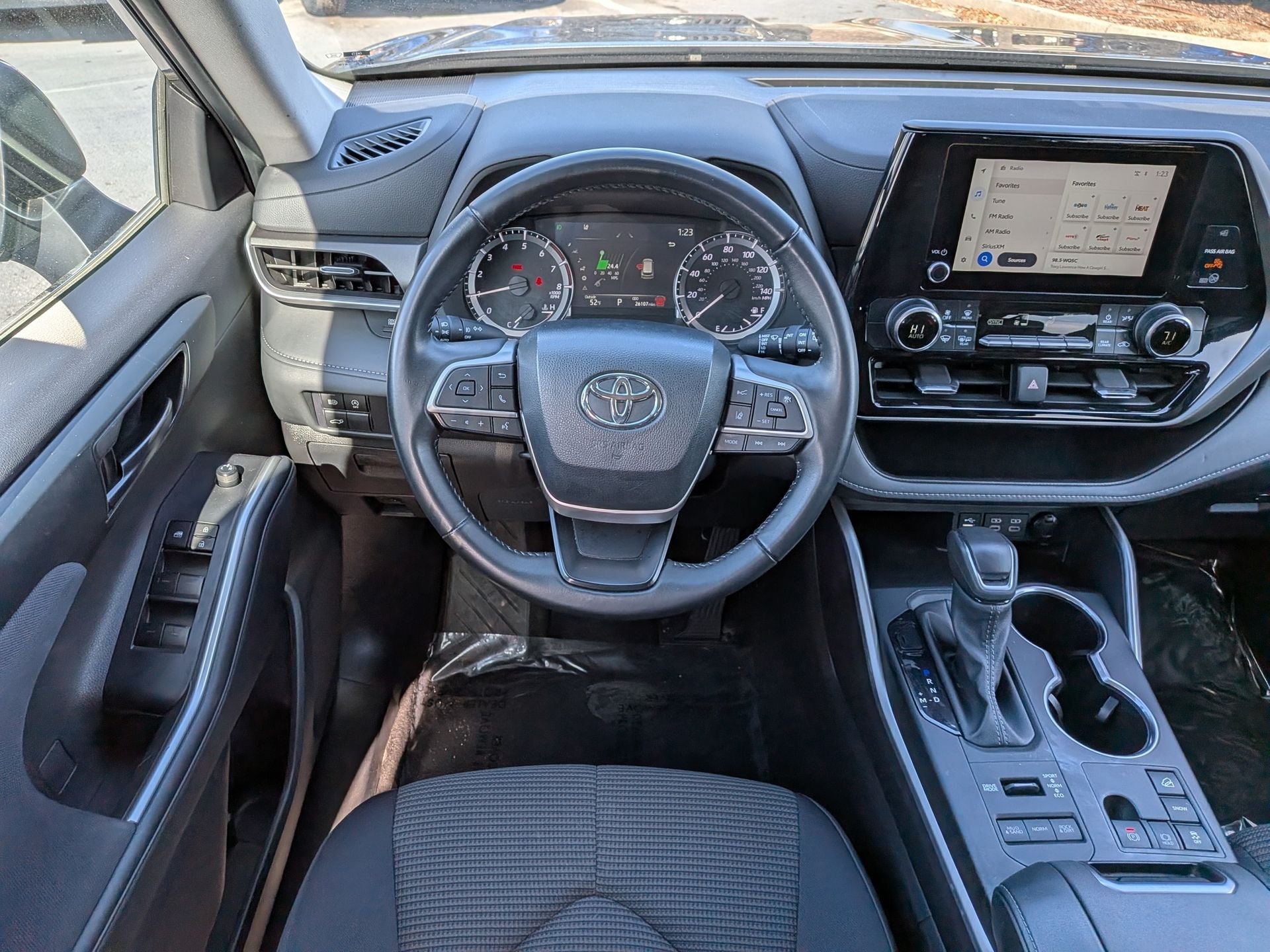 2024 Toyota Highlander LE AWD