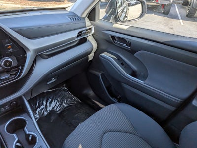 2024 Toyota Highlander LE AWD