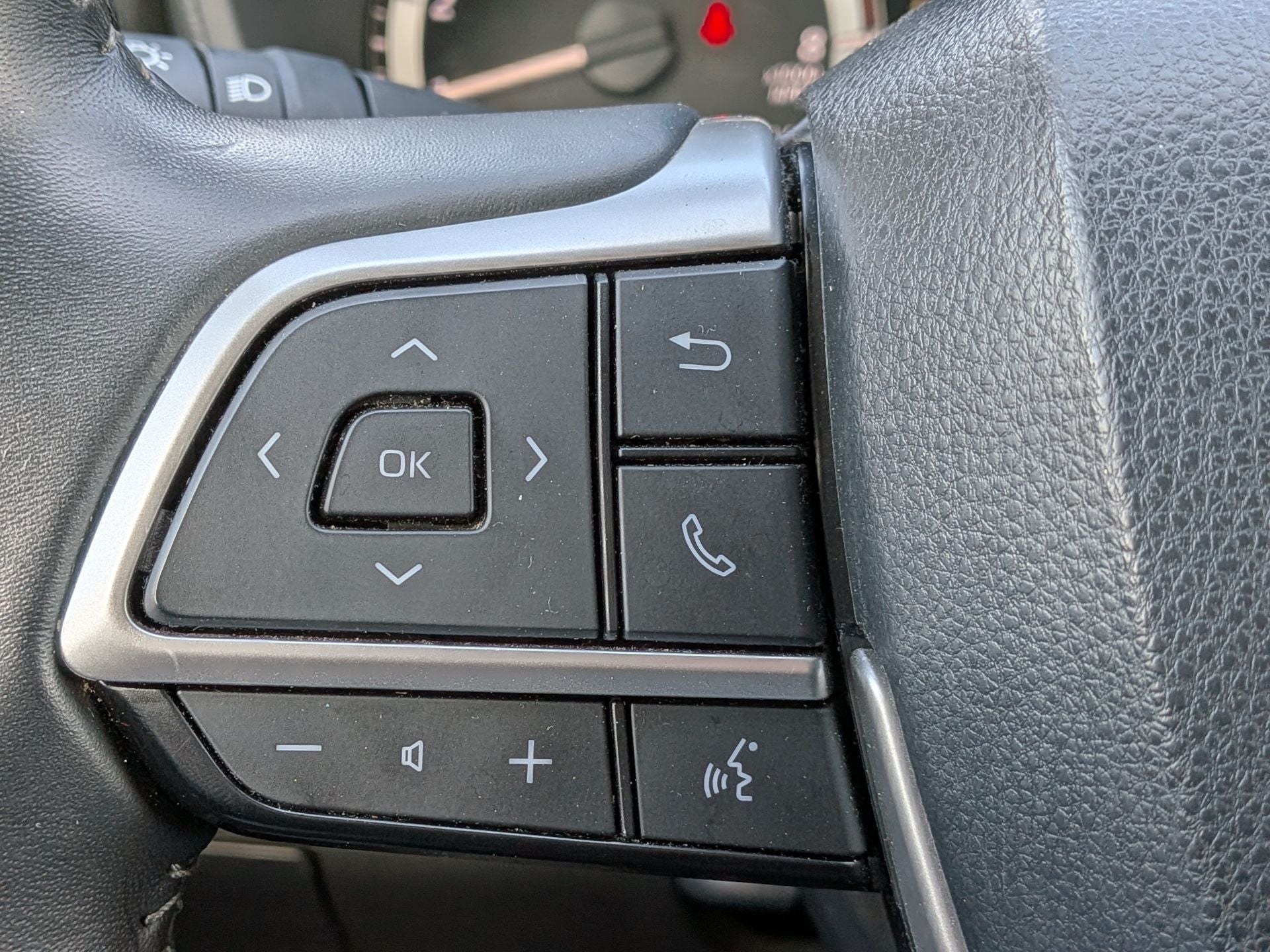 2024 Toyota Highlander LE AWD