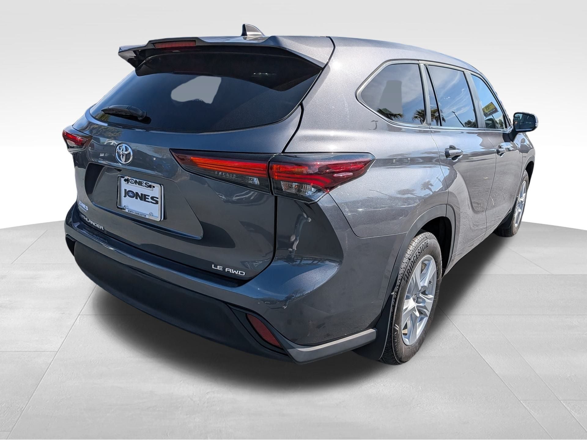 2024 Toyota Highlander LE AWD