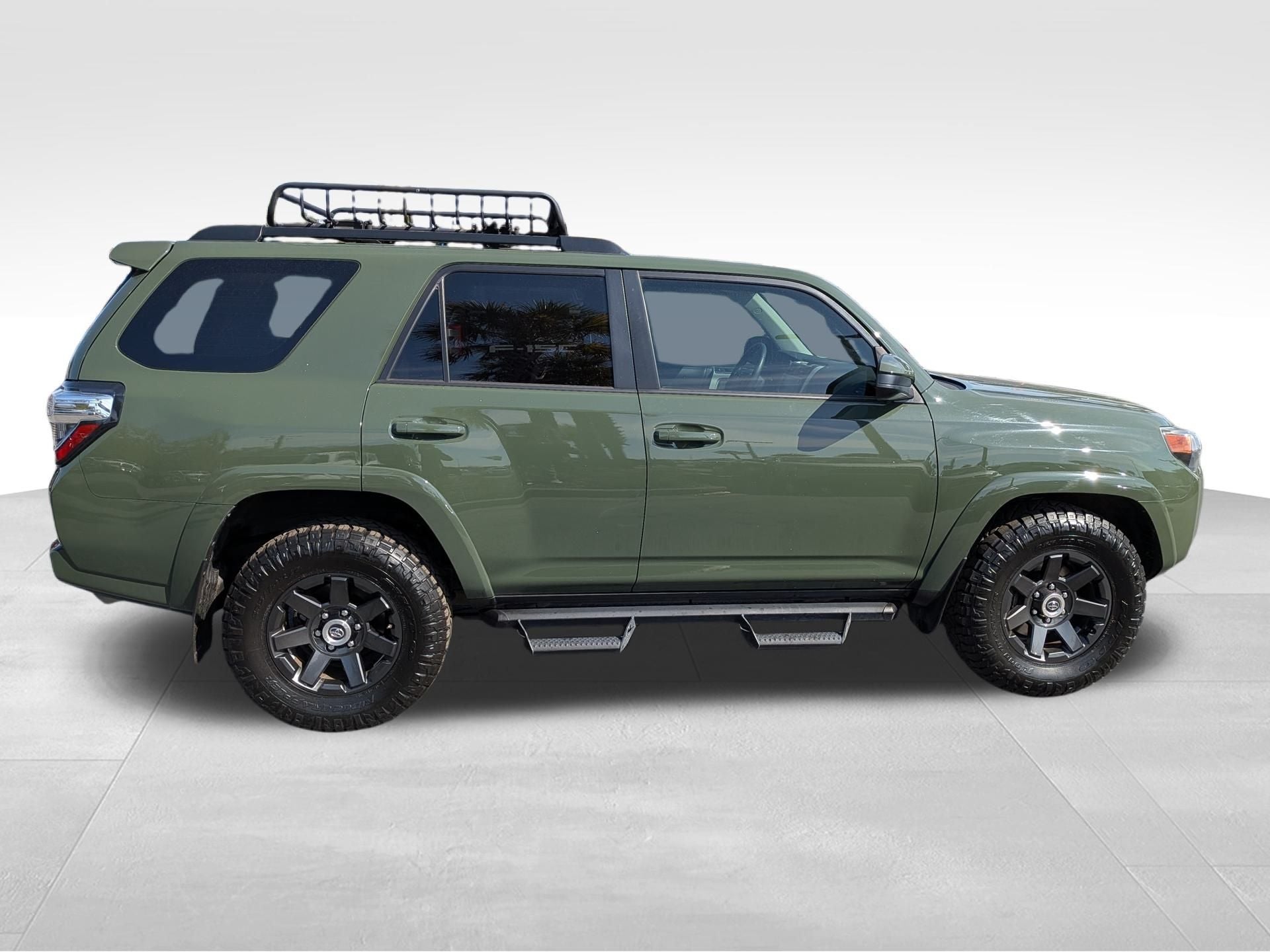 2022 Toyota 4Runner Trail RWD