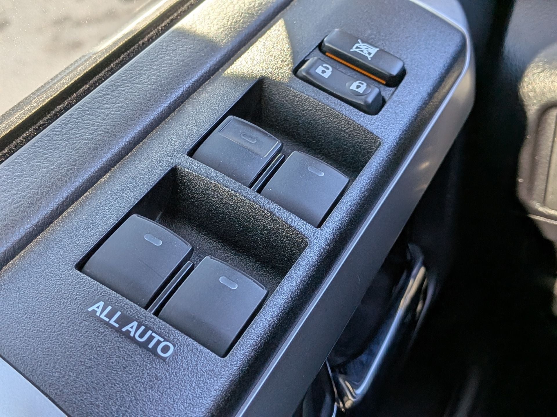 2022 Toyota 4Runner Trail RWD