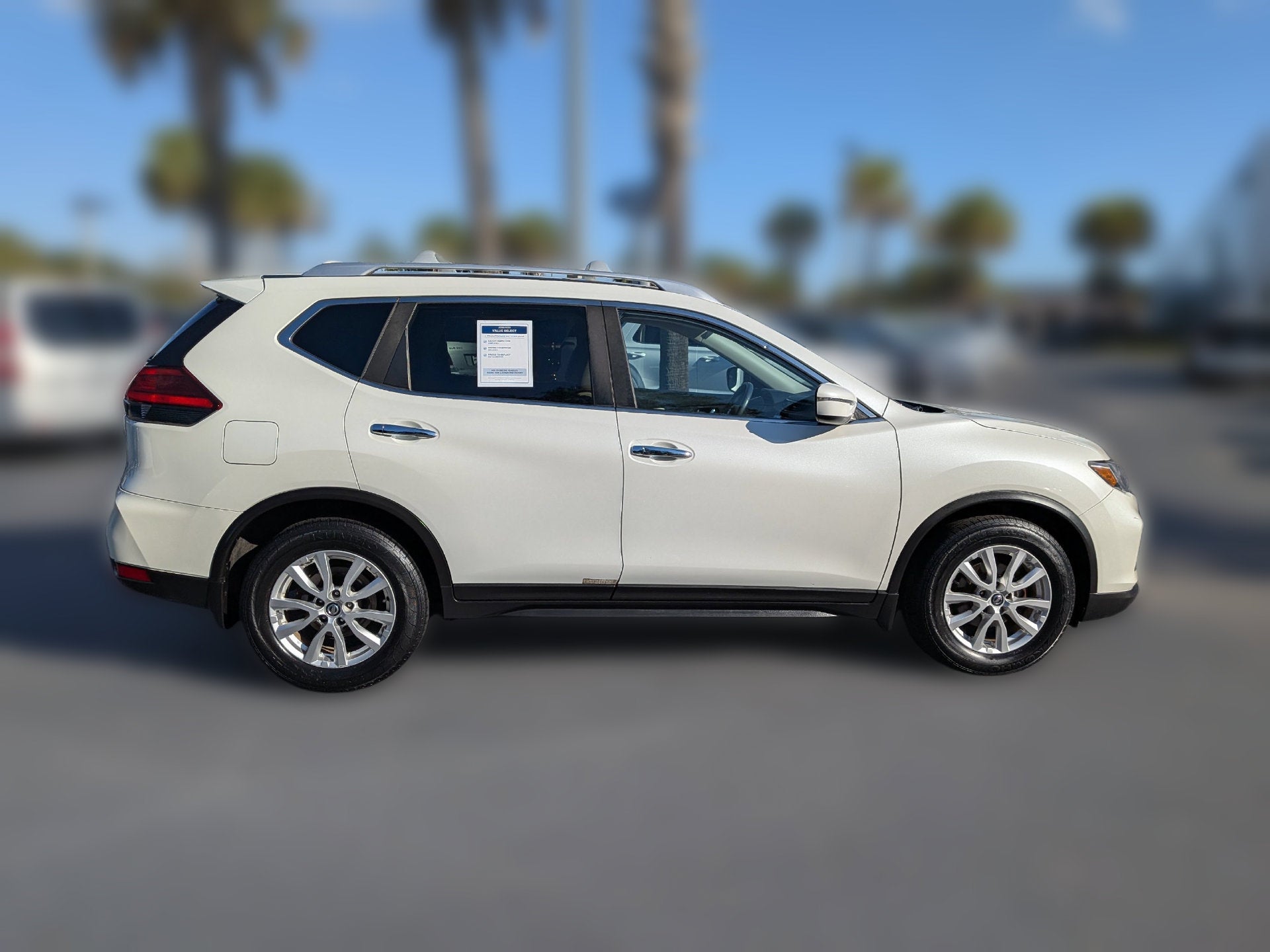 2017 Nissan Rogue SV