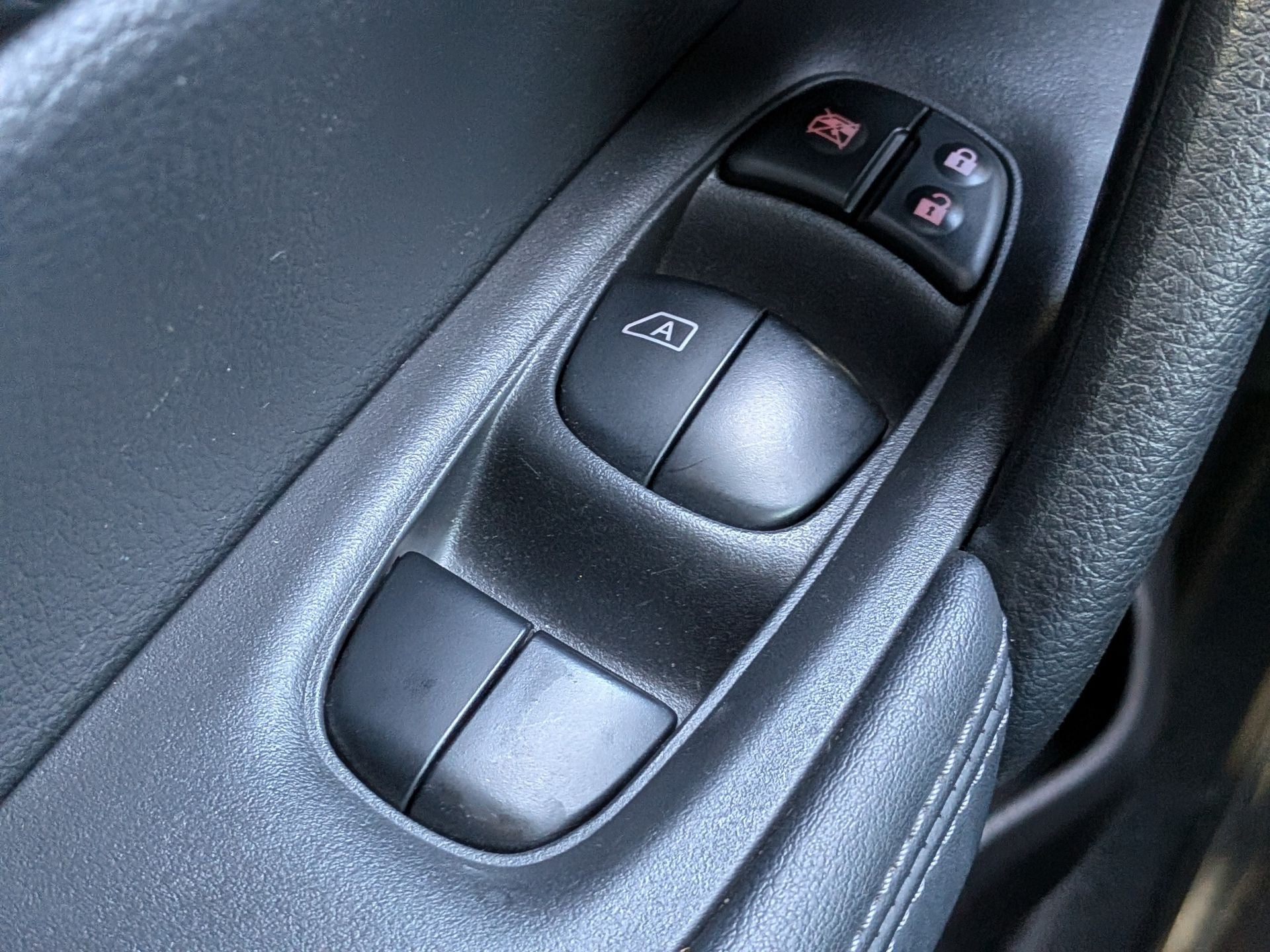 2018 Nissan Rogue SV AWD